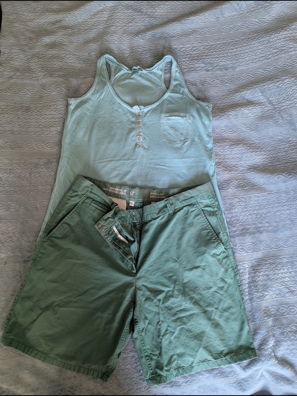 GAP Boyfriend Roll-Up Shorts